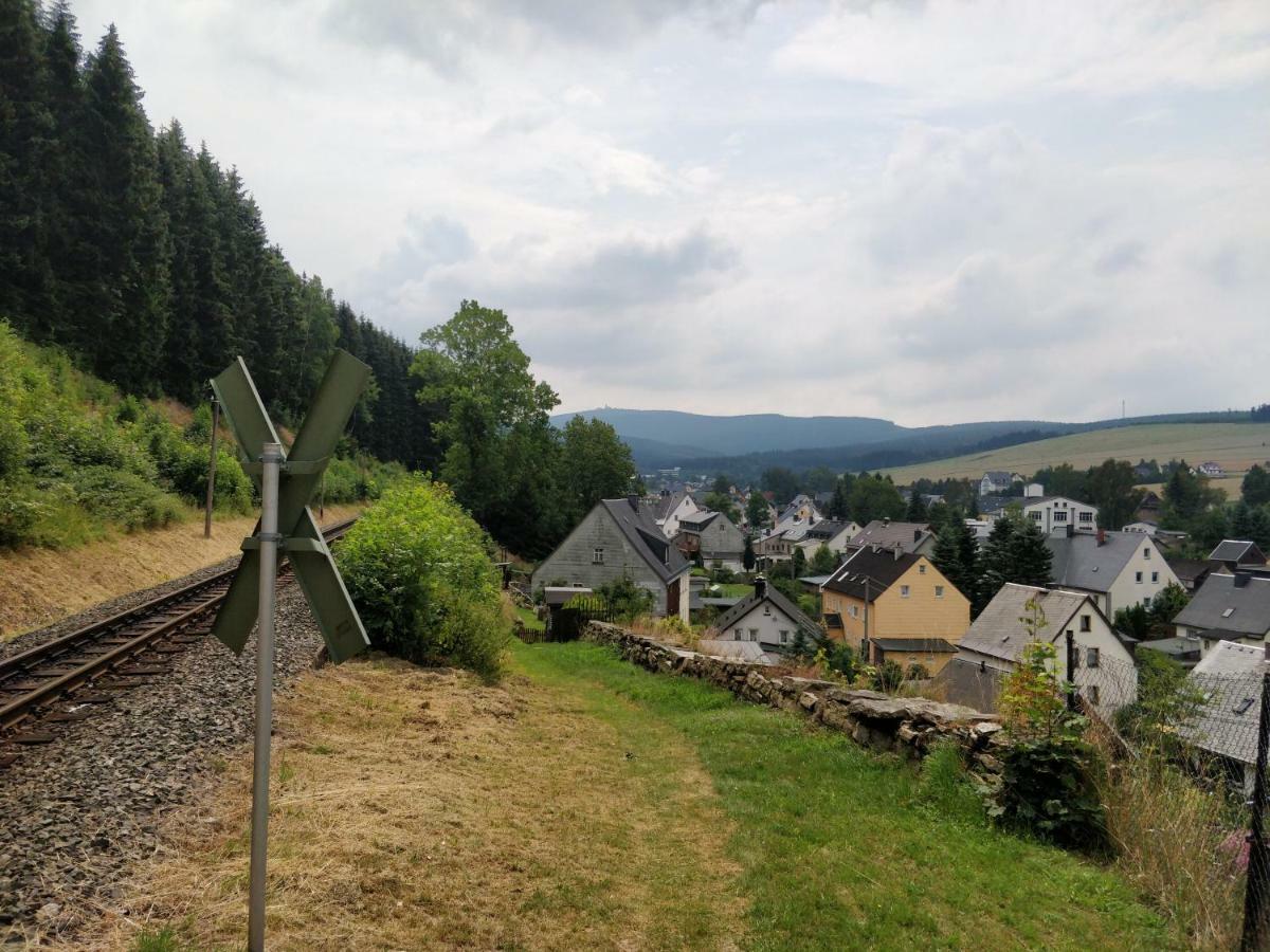 Ferienwohnung Bimmelbahn-Blick Neudorf  Kültér fotó